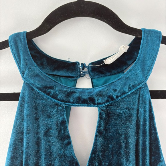 Altar'd State Crushed Velvet Velour Blue Mini Dress Halter Keyhole Sleeveless‎ - Picture 3 of 11
